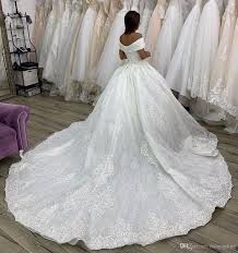 Brautkleider └ hochzeit & besondere anlässe └ spezielle anlässe └ kleidung & accessoires alle kategorien antiquitäten. Ballkleid Brautkleider 2020 Arabisch Dubai Stil 3d Appliques Gericht Zug Schulterfrei Brautkleider Formale Robe De Ballkleid Braut Brautkleid