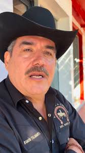 Quién se reconoce en esta foto escolar? de casi 1990, no recuerdo bien el  año. La Maestra Josefa Padilla Esquer DEP🙏