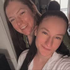 Lacy Hewitt (@charlie.mcdowell.7737) • Facebook