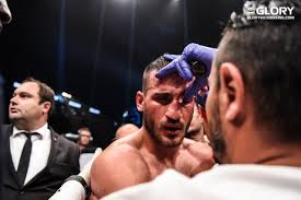 Murthel groenhart, rakibi ermeni boksör harut grigoryan'ın arkasından gelerek sert bir yumrukla onu nakavt etti. Harut Grigorian Knows He Ll Meet Murthel Groenhart Again Mma Plus