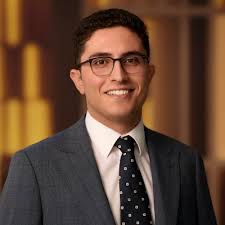 Last Friday, I was admitted as a lawyer of the Supreme Court of NSW, moved  by my dad (Noric Dilanchian) 43 years after his own admission. I'm grateful  for the diverse experiences