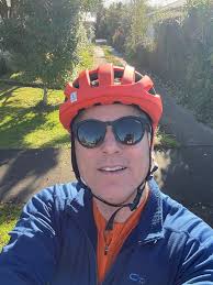 Many thanks to Ray and Richard for leading today's ride. The "Enthusiastic"  group had a nicely varied route which took in several interesting spots,  including the Warninghurst church and the Downslink (where