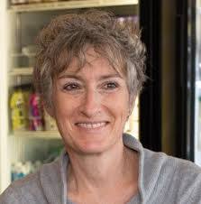 Beth Cardin's Instagram, Twitter & Facebook