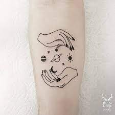 Tattooedgirls Tattoo Tattoos Inked Artoftattoos Tattooedgirl Ink Inkedtattoo Tattooedgirl Tattooslifest Planet Tattoos Cute Tattoos Minimalist Tattoo