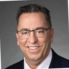 Andrew Larocca's Instagram, Twitter & Facebook