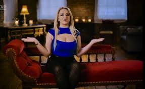 Adult star Lana Wolf leaves viewers speechless after VERY rude ...