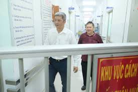 Bệnh viện chợ rẫy đã làm thủ tục xuất viện cho một bệnh nhân 37 tuổi quê ở tỉnh vĩnh long sau 11 năm ròng rã coi bệnh viện là nhà vì căn bệnh chảy máu di truyền (còn gọi là bệnh hemophilia hay máu khó đông). Hai Ca DÆ°Æ¡ng Tinh Ncov Ä'ang Ä'iá»u Trá»‹ Táº¡i Bv Chá»£ Ráº«y Hoáº¡t Ä'á»™ng Cá»§a Lanh Ä'áº¡o Bá»™ Cá»•ng Thong Tin Bá»™ Y Táº¿
