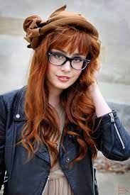 Dark Frames Hairstyles With Glasses Red Hair With Bangs Hairstyles With Bangs