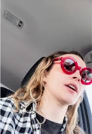 Recording Insights from Lauren Mayberry