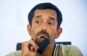 First person to have two-leg transplant has both limbs amputated again