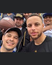 Eric Perales's Instagram, Twitter & Facebook