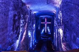 Start by getting to the destination from your hometown. Day Tripping From Bogota To Zipaquira S Salt Cathedral Land Of Size