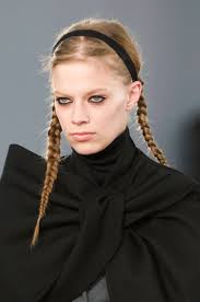 🎥 4 lazy fall hairstyles just went up! Marc By Marc Jacobs Fall 2014 Runway Pictures Livingly