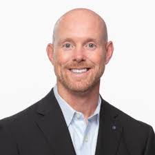 Daryl Sisk's Instagram, Twitter & Facebook