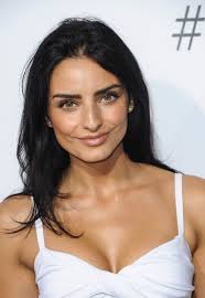 Участница конкурса красоты глория становится свидетельницей жестокой бандитской расправы и попадает в руки харизматичного наркобарона. Miss Bala 2019 Rotten Tomatoes