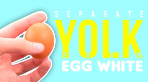 How To Separate Egg White From Yolk Egg Lifehack In 30 Seconds Egg Whites Yolk Eggs