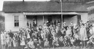 The Braxton Orlando School in 1928