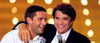 Bernard tapie, né le dans le 20e arrondissement de paris, est un homme d'affaires et homme politique français. Stephane Tapie His Message Of Love For His Father Bernard Tapie Reached Of A Cancer Gala The Siver Times
