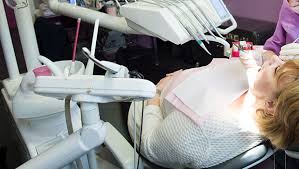 The inhabitants of the commune are known as angoumoisins or angoumoisines. Angouleme Une Dentiste Roumaine Condamnee Pour Boucherie Linfo Re France Faits Divers