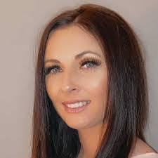 Marci Perdue's Instagram, Twitter & Facebook