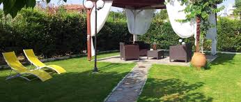 Check spelling or type a new query. Finikes Studios Enoikiazomena Dwmatia Wreoi