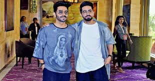 Ayushmann khurrana and aparshakti khurrana's picture with their wives oozes love and happiness! Aparshakti Khurana Wiki Girlfriend Family Age Baggout