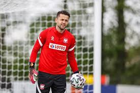 Następnie, w wieku 15 lat dołączył do msp szamotuły. Lukasz Fabianski Facebook