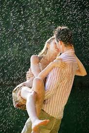 Hot Couple Kissing In Rain Kissing In The Rain Romantic Couples Hot Couples