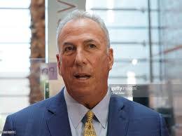 Steve Wolfson's Instagram, Twitter & Facebook