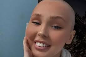 Superfans honour Meat Loaf at Bat Out Of Hell musical