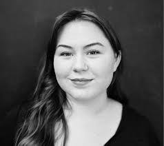 Grace Bender's Instagram, Twitter & Facebook