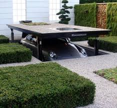 Nouvelles Idees Folles A Installer Chez Vous Maison Souterraine Garage Pour Voiture Maison