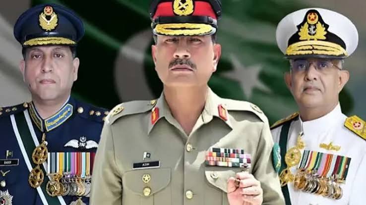 Armed forces pay tribute to martyrs on Defence Day