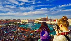 أفادت صحيفة هسبريس المغربية بأن الحريق الذي اندلع السبت في إقليم شفشاون يقترب من. Ø§Ù„Ù…ØºØ±Ø¨ ÙŠØªØµØ¯Ø± Ø§Ù„ÙˆØ¬Ù‡Ø§Øª Ø§Ù„Ø³ÙŠØ§Ø­ÙŠØ© Ø§Ù„Ø¹Ø§Ù„Ù…ÙŠØ© Ø§Ù„Ø¢Ù…Ù†Ø© Ù„Ù‚Ø¶Ø§Ø¡ Ø§Ù„Ø¹Ø·Ù„Ø© Ù…Ø§ Ø¨Ø¹Ø¯ ÙƒÙˆØ±ÙˆÙ†Ø§