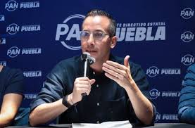 Seguridad vial, verdadero problema que enfrentan motociclistas: Riestra