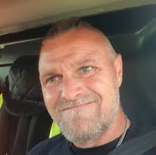 I Feel Love” performed LIVE in Las Vegas! Who remembers the version with  Venus Hum? 🙌