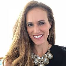 Lisa Panza's Instagram, Twitter & Facebook