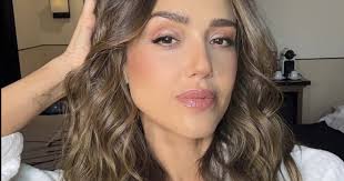 ‘Sin City’ Actress & Environmental Advocate Jessica Alba, Whose Parents  Both Battled Cancer, On Prioritizing Her Health As a Mom of Three