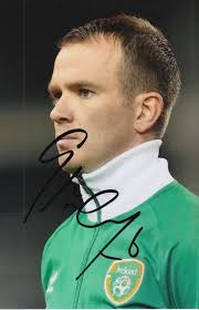 GLENN WHELAN HAND Signed 6X4 Photo