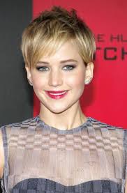 Rundes gesicht frech bob frisuren. 110 Kurzhaarfrisuren Fur Damen Inspiriert Von Den Stars