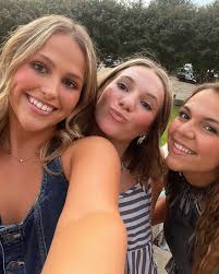 Sara Fine (@sarafine.14) • Instagram photos and videos