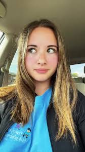 Keeley Allen's Instagram, Twitter & Facebook