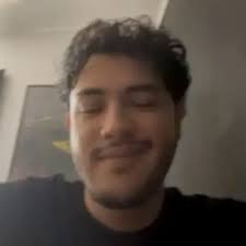 Bikin Pangling, Ini 6 Potret Tampan Shawn Adrian yang Kini Kuliah di Kanada 