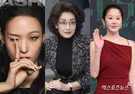 Ko Hyun-jung draws attention for liking photo of ex-husband's niece, idol  Annie