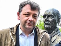 Bastien faudot a 43 ans. Bastien Faudot Un Opposant De Belfort A La Tete D Une Liste Marquee A Gauche Aux Elections Regionales Dijon 21000