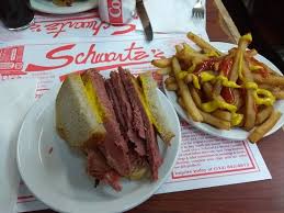 Smoked Meat No Gluten Free Bread Though Review Of Schwartz S Montreal Quebec Tripadvisor