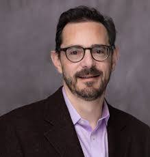 Daniel Grin's Instagram, Twitter & Facebook