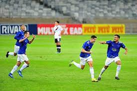 Resultados cruzeiro 2021 (futebol), placar e. Cruzeiro Derrota Vasco Em Jogo Agitado E Da Salto Na Tabela Da Serie B Superesportes