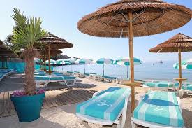 Boukarou Beach Rayol Canadel Sur Mer Restaurant Reviews Photos Phone Number Tripadvisor