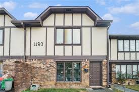 Townhomes for Sale near Eastside Christian School, Marietta